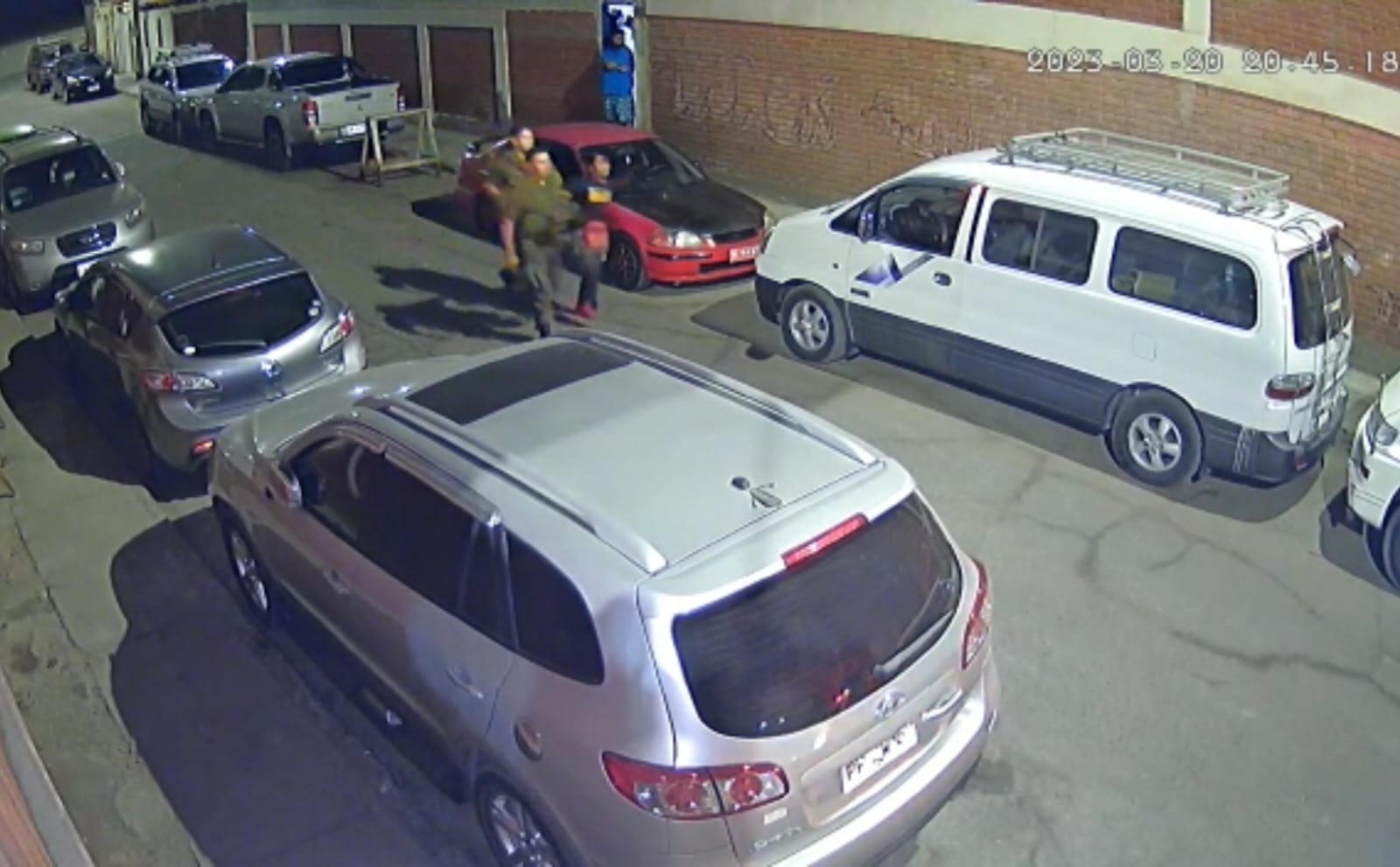 <strong>Carabineros detuvo a menor de 15 años en un auto recién robado</strong>