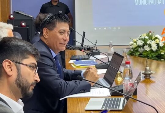 Maratónica sesión de Comisión de Zonas Extremas para escuchar a sector privado y público de Arica