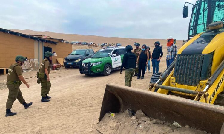 Amplio apoyo de la comunidad a los desalojos en Arica