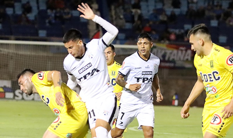 San Marcos se impuso por un rotundo 5-0 al colista U de Concepción