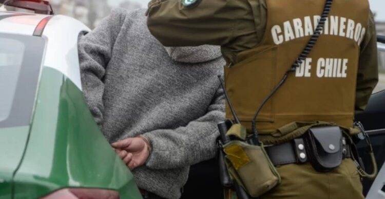 Carabineros puso tras las rejas a trío de peligrosos prófugos de la justicia