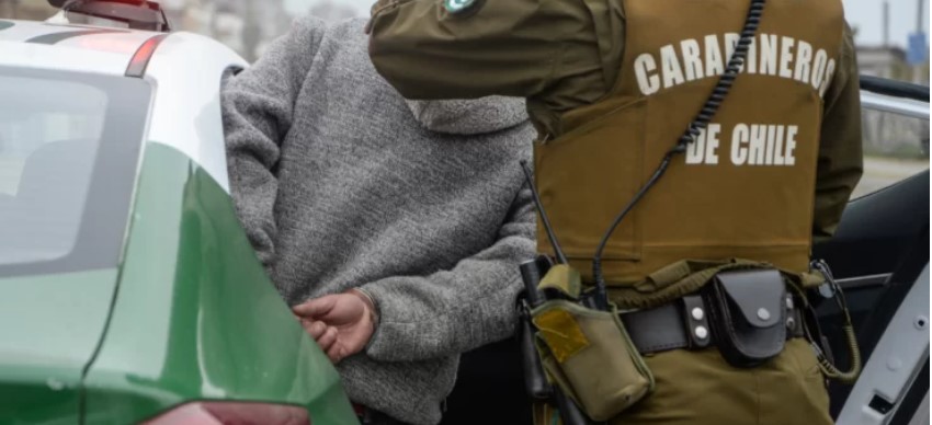 Carabineros puso tras las rejas a trío de peligrosos prófugos de la justicia