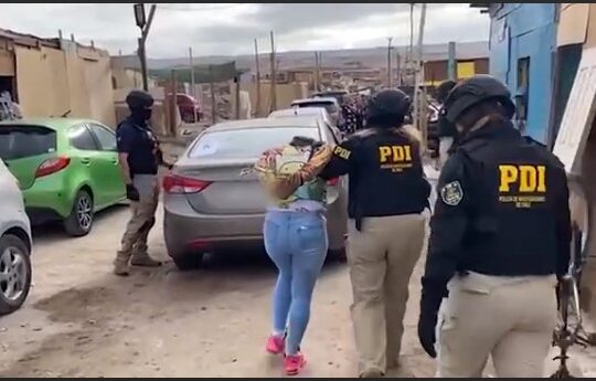 Tercer KO al Tren de Aragua: PDI allanó 31 casas en sector Cerro Chuño