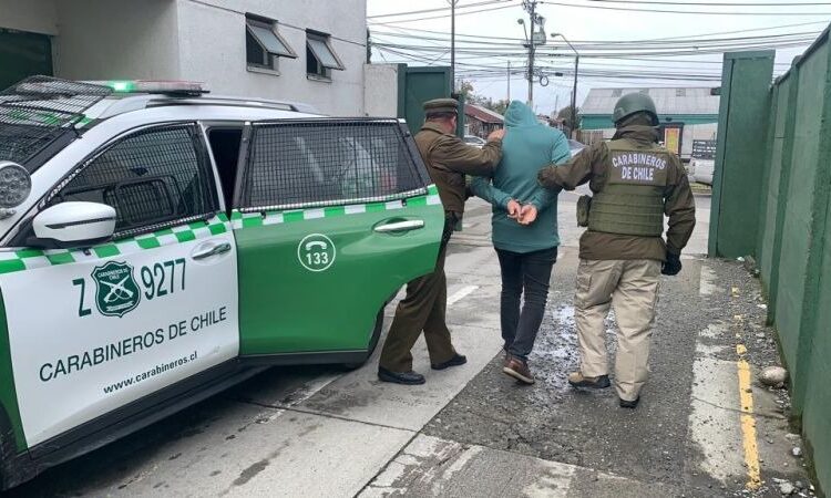 ¡Qué futuro! Con 16 años se hizo pasar por detective y asaltó domicilio