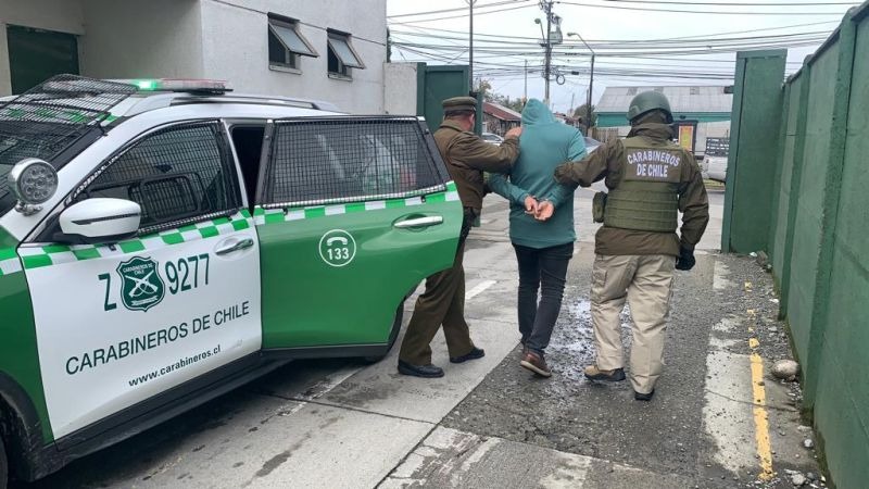 ¡Qué futuro! Con 16 años se hizo pasar por detective y asaltó domicilio