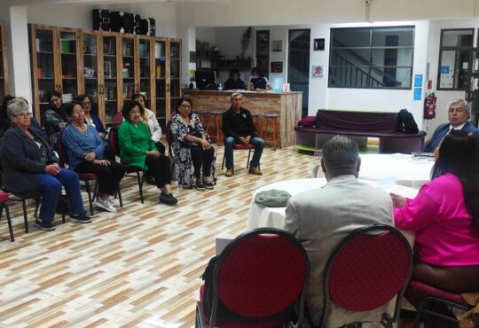 Escritor Luis Seguel lanzó su séptima novela