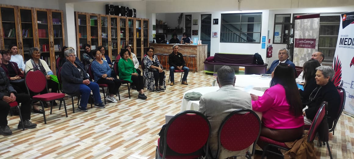 Escritor Luis Seguel lanzó su séptima novela