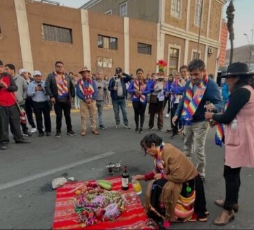 Con tradicional Pawa y Pasacalle comunidad celebró el Machaq Mara 5.531