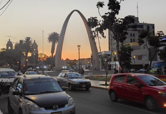 Efímera gestión del Gobernador de Tacna Luis Torres: Jurado Electoral lo suspendió