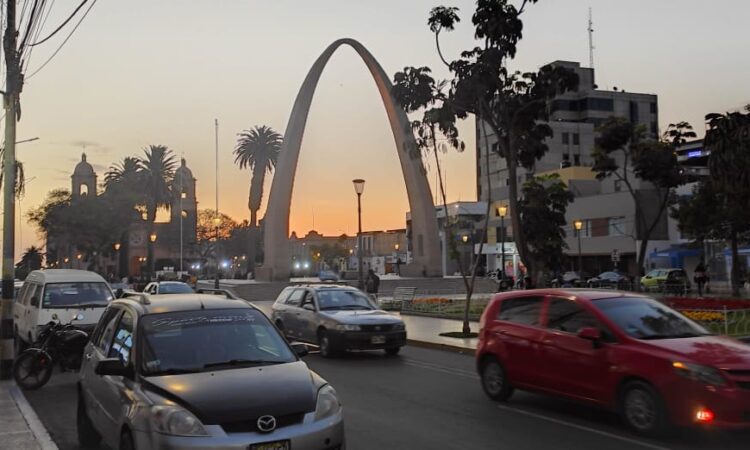 Efímera gestión del Gobernador de Tacna Luis Torres: Jurado Electoral lo suspendió