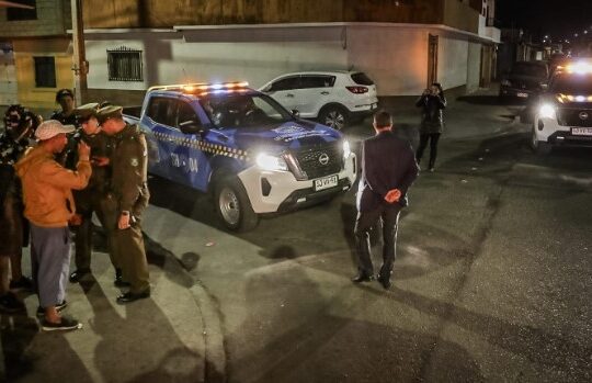 Carabineros junto a Seguridad Humana de la IMA le dan duro al delito en las poblaciones