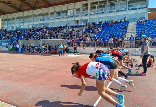 Más de 600 deportistas escolares en Campeonato Atlético Soprole Zona Norte