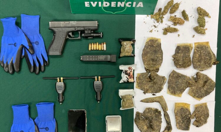 Carabineros recuperó auto robado y capturó a banda armada que usaba inhibidores de señales