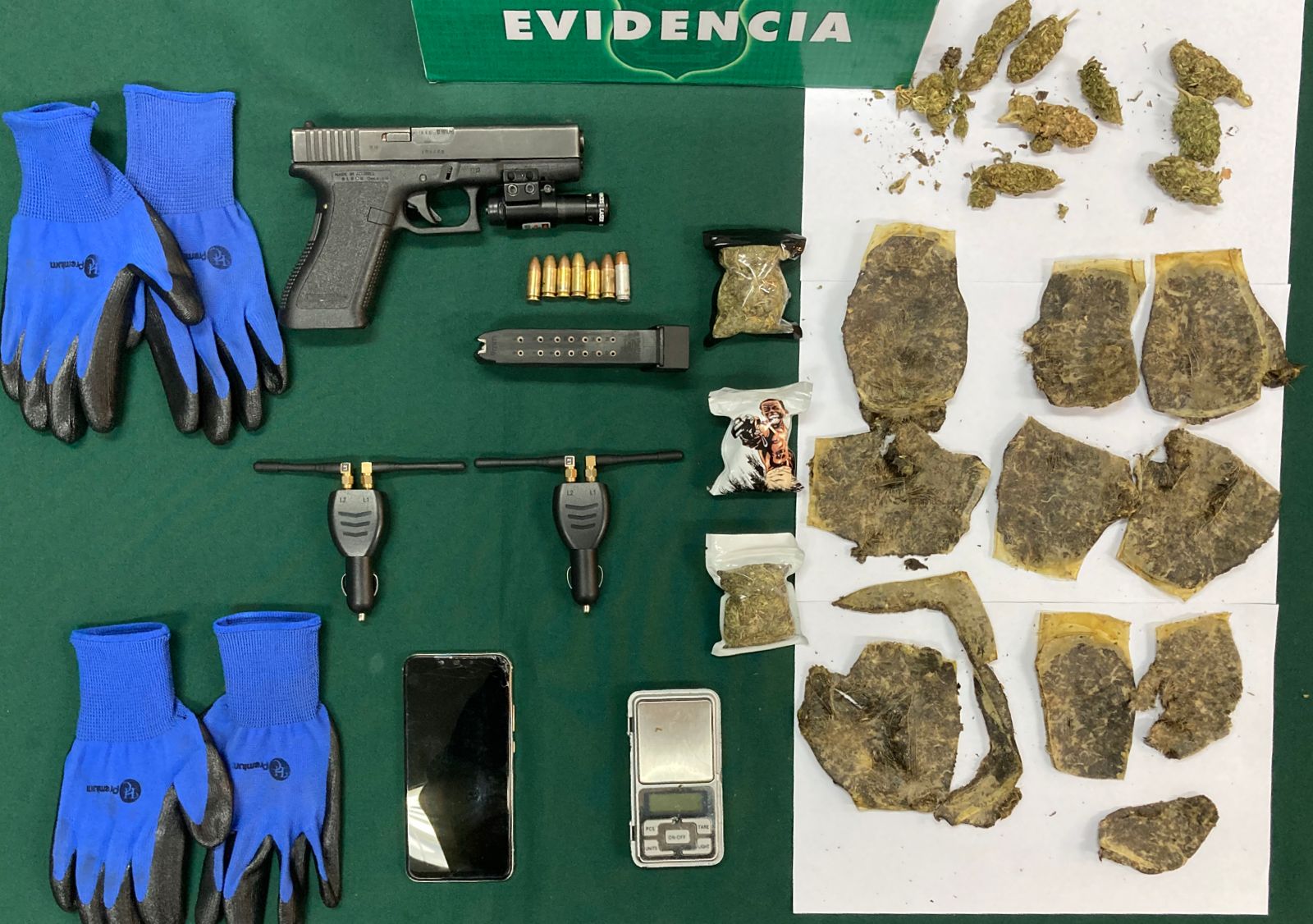 Carabineros recuperó auto robado y capturó a banda armada que usaba inhibidores de señales