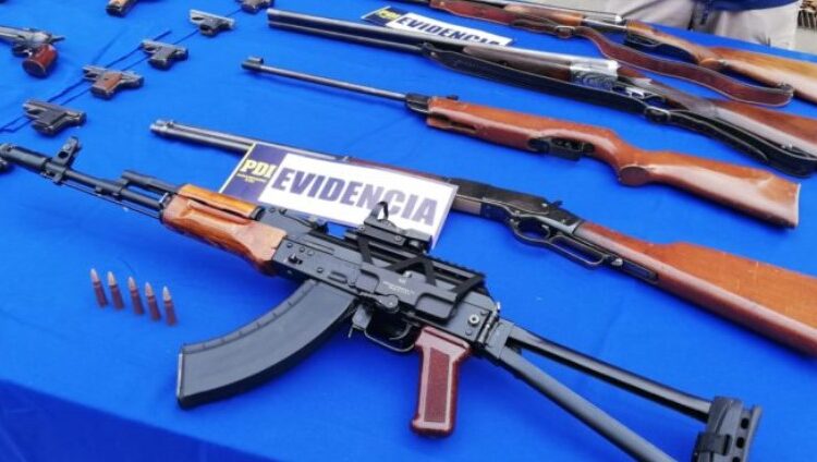 Arica lidera incautación de armas en balance del plan “Calles Sin Violencia”