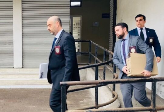 Allanamientos y detenidos por corrupción pública en Dirección de Vialidad de Arica