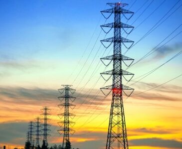 Lavado de aisladores en subestación Los Cóndores de Pozo Almonte produjo Black Out en las dos regiones