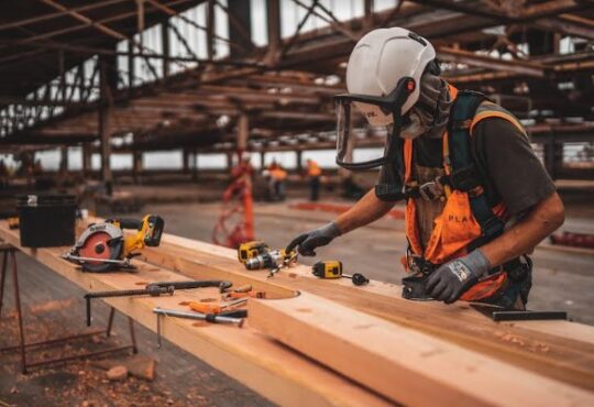 Encuesta a gremios: 42% ve probable aplicar la diferenciación o reducción de jornada laboral