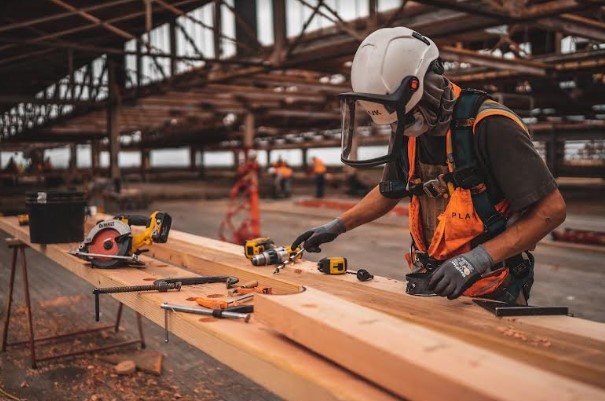 Encuesta a gremios: 42% ve probable aplicar la diferenciación o reducción de jornada laboral