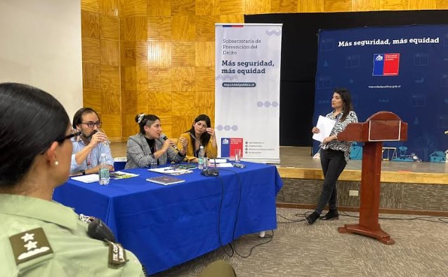 Abordaron violencia contra la mujer en Arica y Parinacota