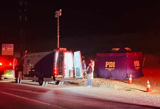 PDI investiga homicidio en avenida Capitán Avalos: Víctima estaba amarrada de pies y manos