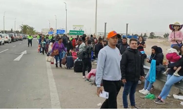 Arica: Drama de venezolanos y venezolanas en la frontera
