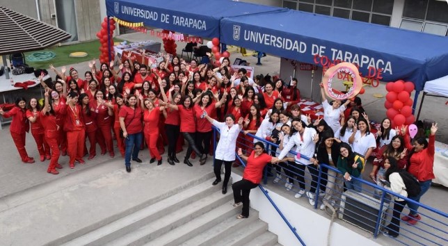 Estudiantes de obstetricia de la UTA celebraron el Día de la Matrona con feria educativa
