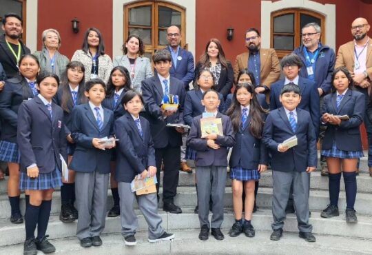 El Gobierno Escolar de la Escuela Tucapel se reunió con el Gabinete Regional
