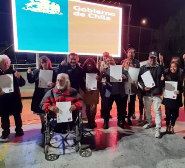 Entregaron títulos de dominio a familias de la población Chile