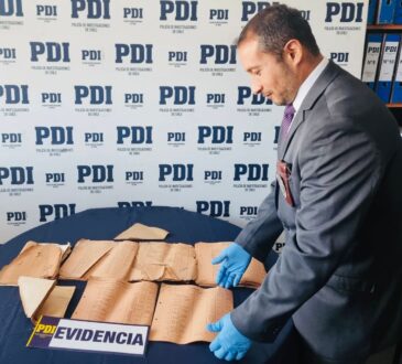 PDI la detuvo por tratar de vender documentos históricos del Ferrocarril Arica-La Paz