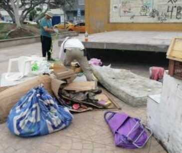 Habrá dura ordenanza para prohibir carpas y rucos en plazas y parques de Arica