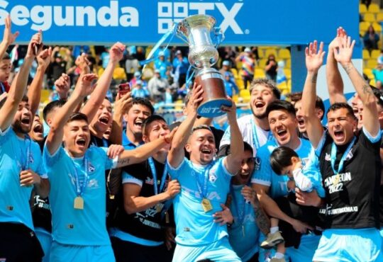 Hugol perdió la fe en San Marcos: “Un año perdido y para el olvido”