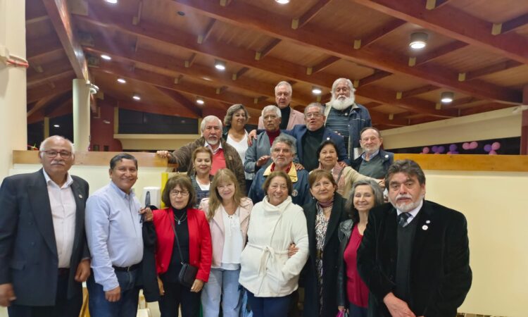 Ex alumnos de la Carrera de Periodismo de la U del Norte se reunieron en Antofagasta