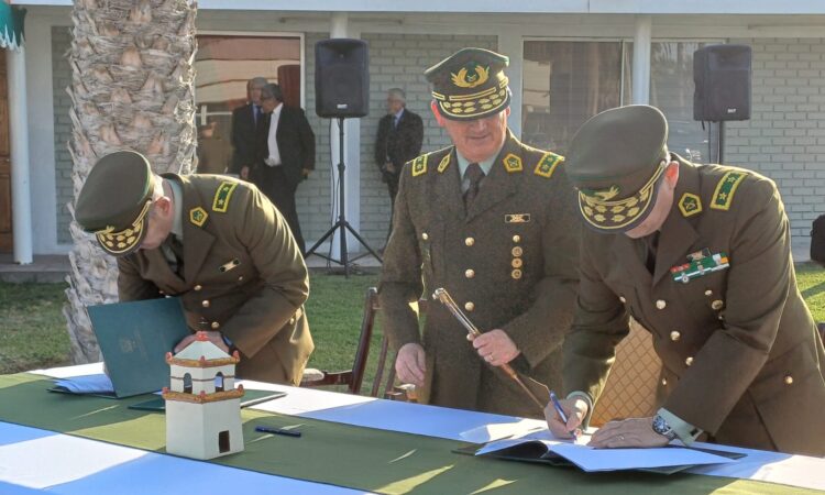 General de Carabineros Pedro Álvarez Ortega asumió como Jefe de Zona