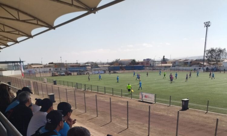 Con espectaculares goleadas sigue la liguilla de los Viejos Cracks