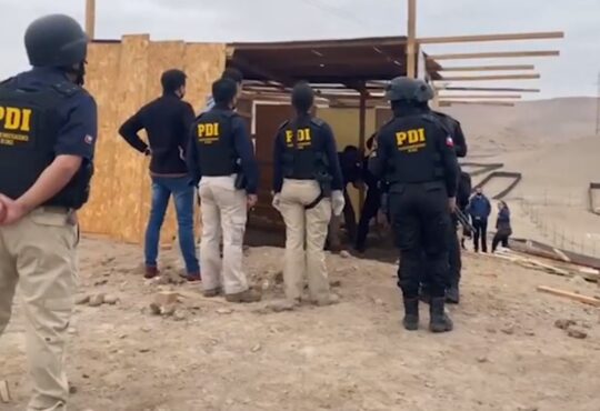 Gobernador de Arica alerta por decreto peruano que expulsará a los delincuentes extranjeros