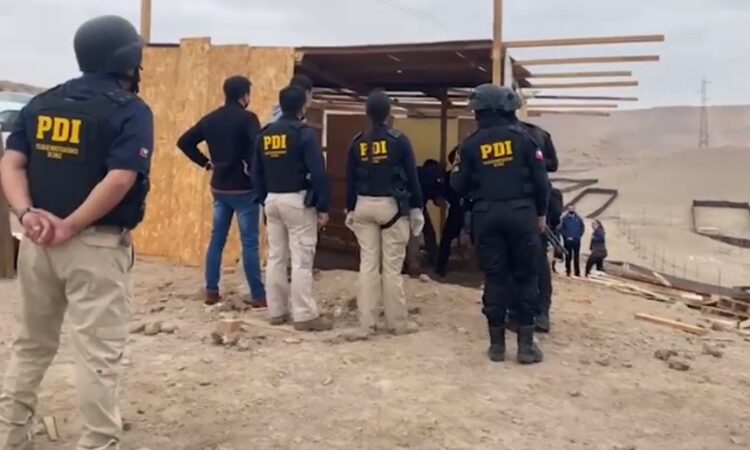 Gobernador de Arica alerta por decreto peruano que expulsará a los delincuentes extranjeros