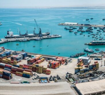 Encuesta a gremios: 54 por ciento optimista sobre expectativas económicas a 12 meses para la región