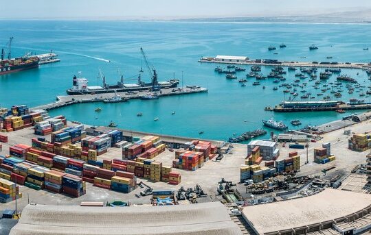 Encuesta a gremios: 54 por ciento optimista sobre expectativas económicas a 12 meses para la región