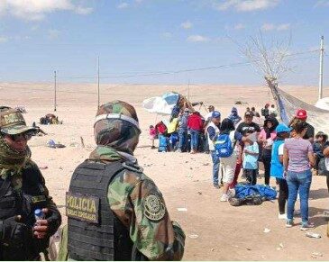 Decreto peruano para expulsar migrantes  irregulares en 24 horas presionará la frontera en Arica