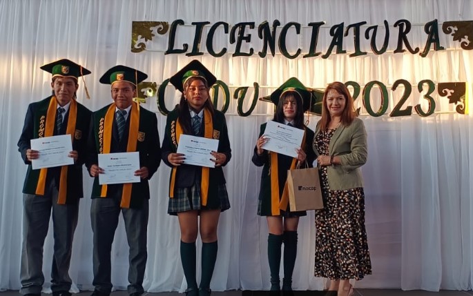 Licenciados de Colegio Leonardo Da  Vinci destacan en concursos de Inacap