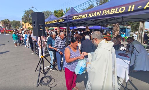 Obispo de Arica invitó a la comunidad a vigilia por la paz en Medio Oriente este viernes y sábado en la Catedral