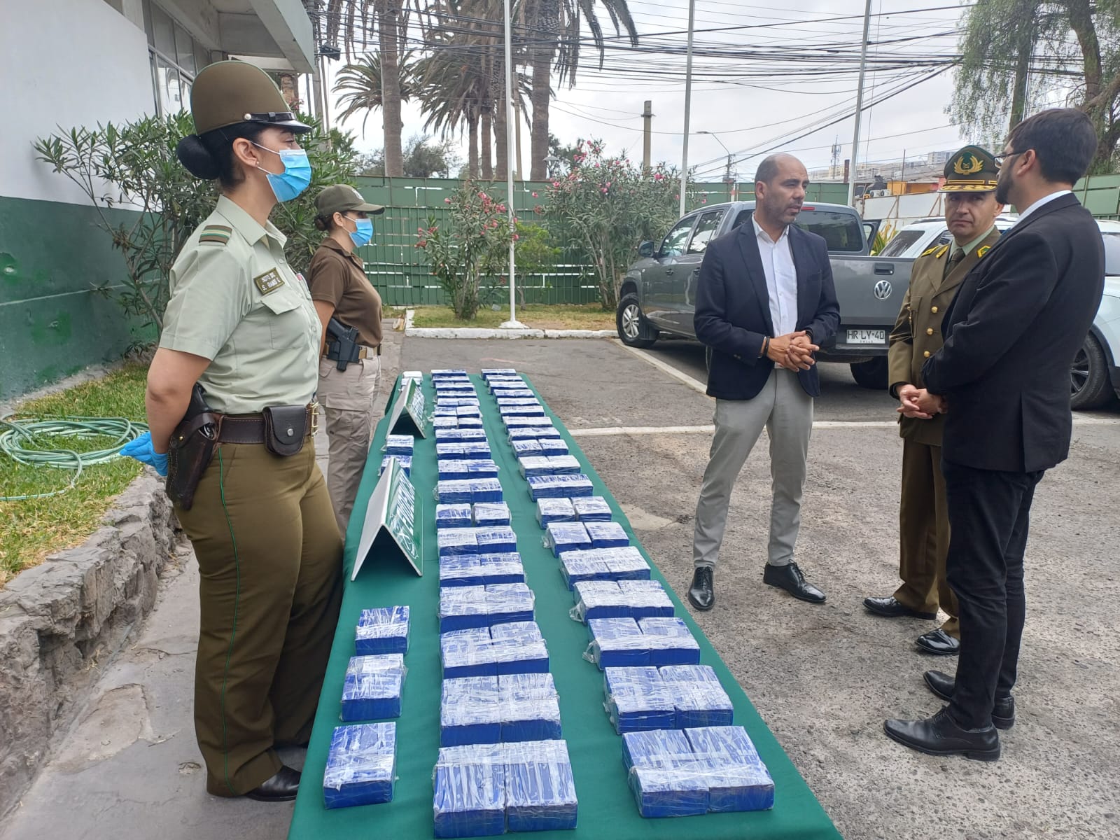Cuya infranqueable: Pasajeros dominicanos intentaron pasar 41 kilos de coca en sus maletas