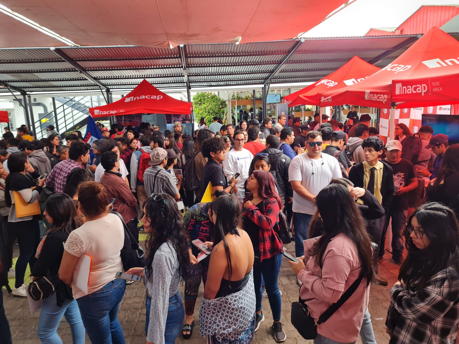 Exitosa Feria Laboral CPC-INACAP permitió recuperar empleos perdidos