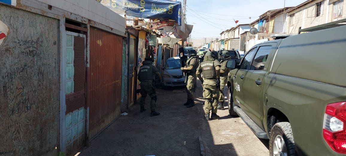 Cayó banda que robaba autos Mazda Demio y los  trasladaban a Bolivia