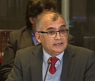 Rector de la UTA supera largo periodo de recuperación por accidente automovilístico