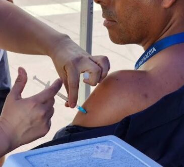 Refuerzan inmunización contra el Covid-19 ante aumento de circulación viral