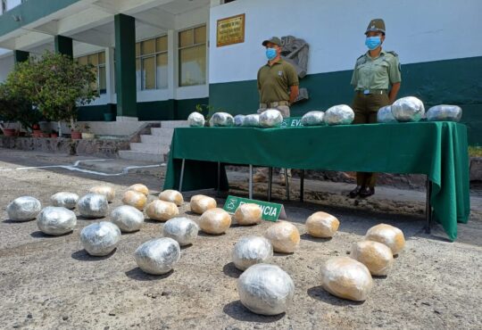 Camionero sorprendido en ruta 11 CH cuando transaba 36 kilos de Marihuana Cripy