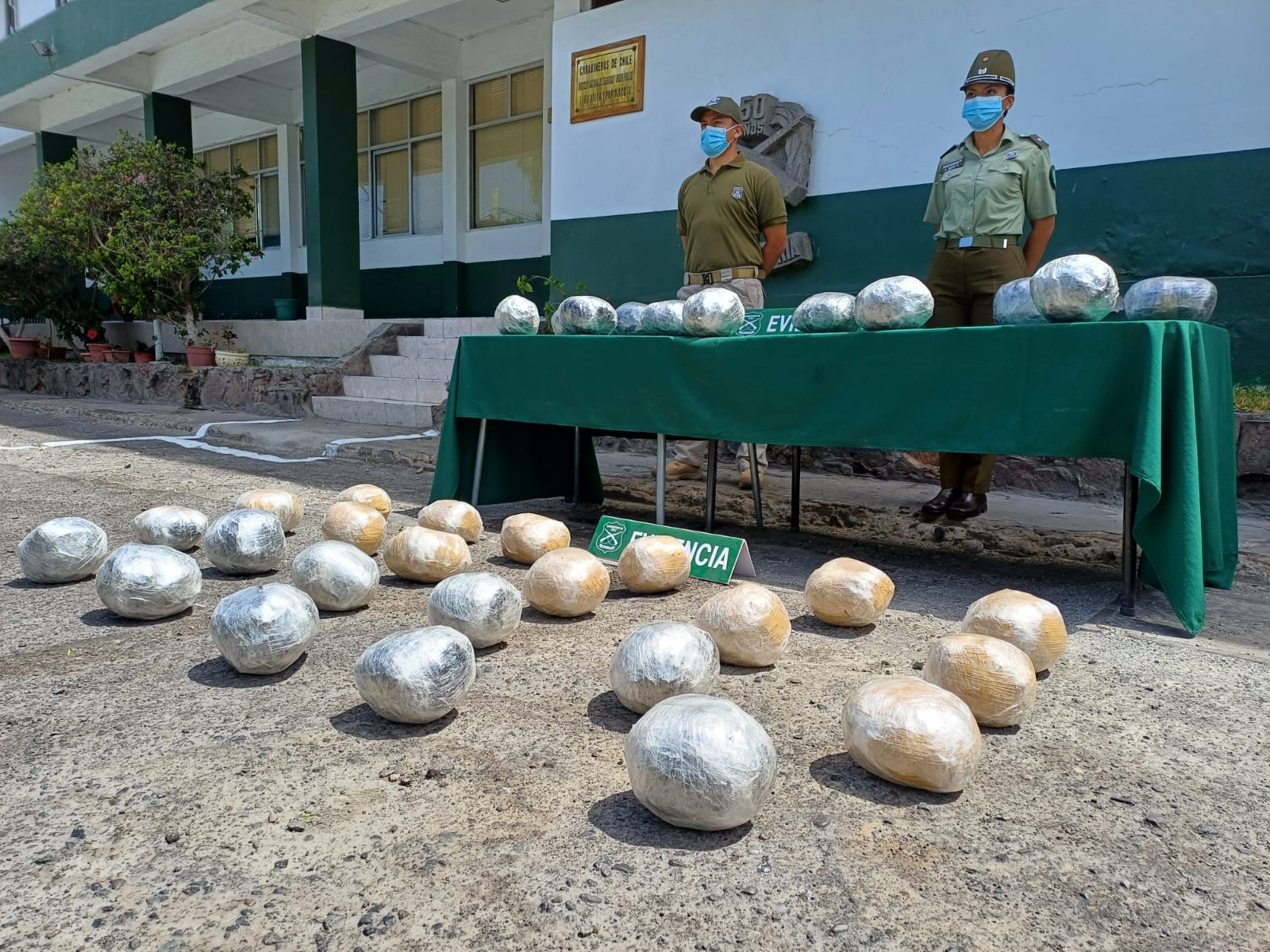 Camionero sorprendido en ruta 11 CH cuando transaba 36 kilos de Marihuana Cripy