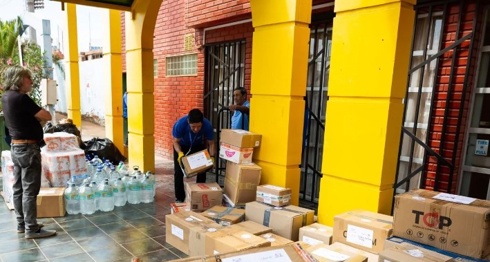 Arica solidaria: Municipio canaliza ayuda para la zona de catástrofe